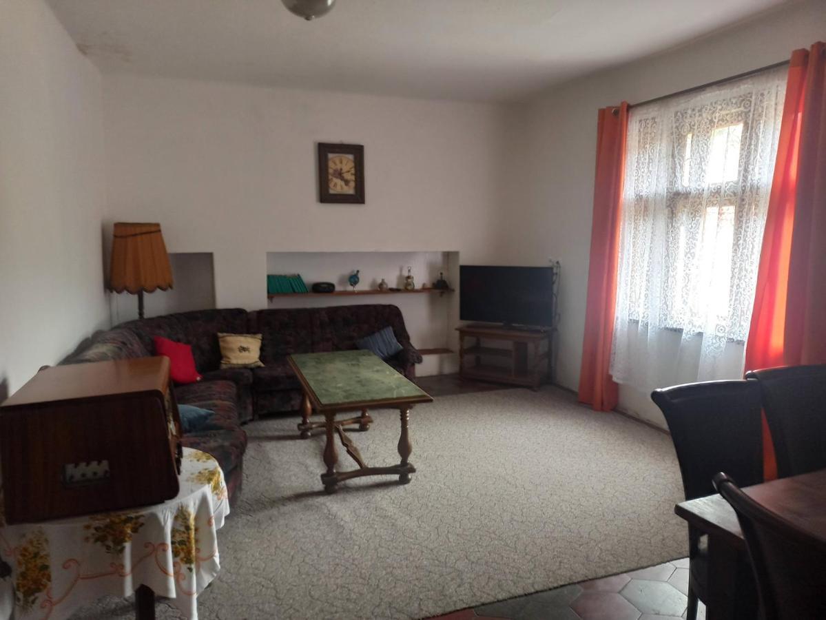 Apartman Menany 외부 사진