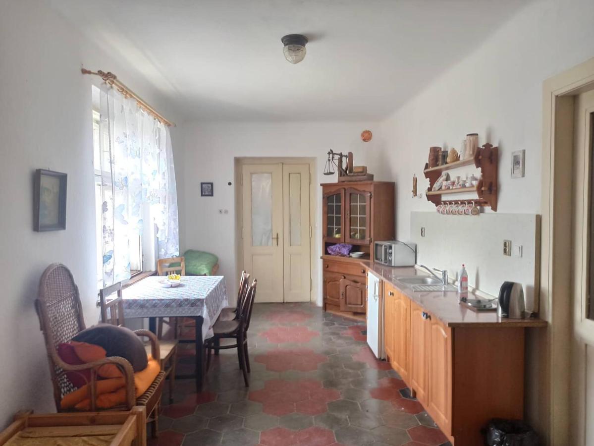 Apartman Menany 외부 사진